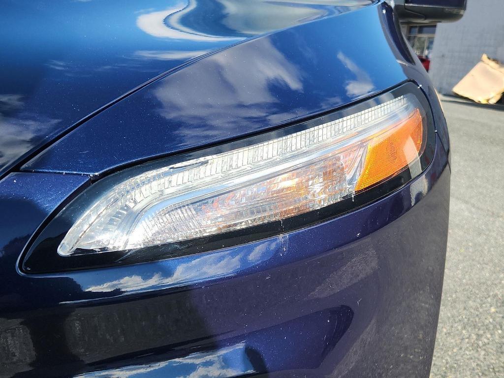 used 2015 Jeep Cherokee car, priced at $10,000