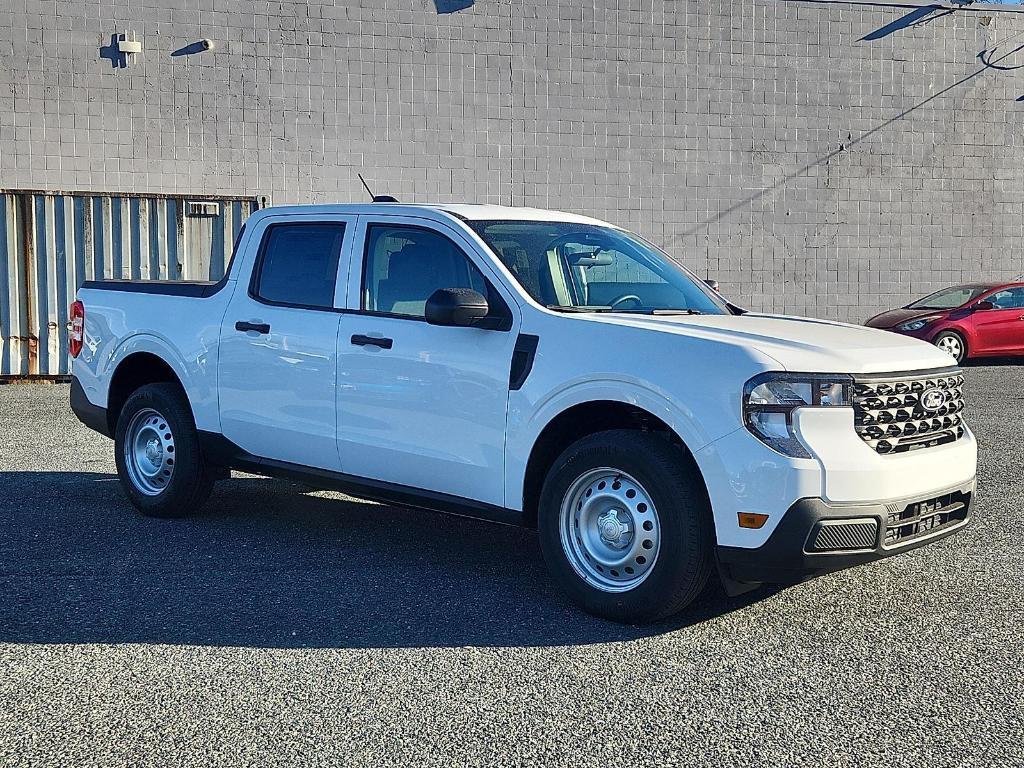 new 2025 Ford Maverick car, priced at $29,638