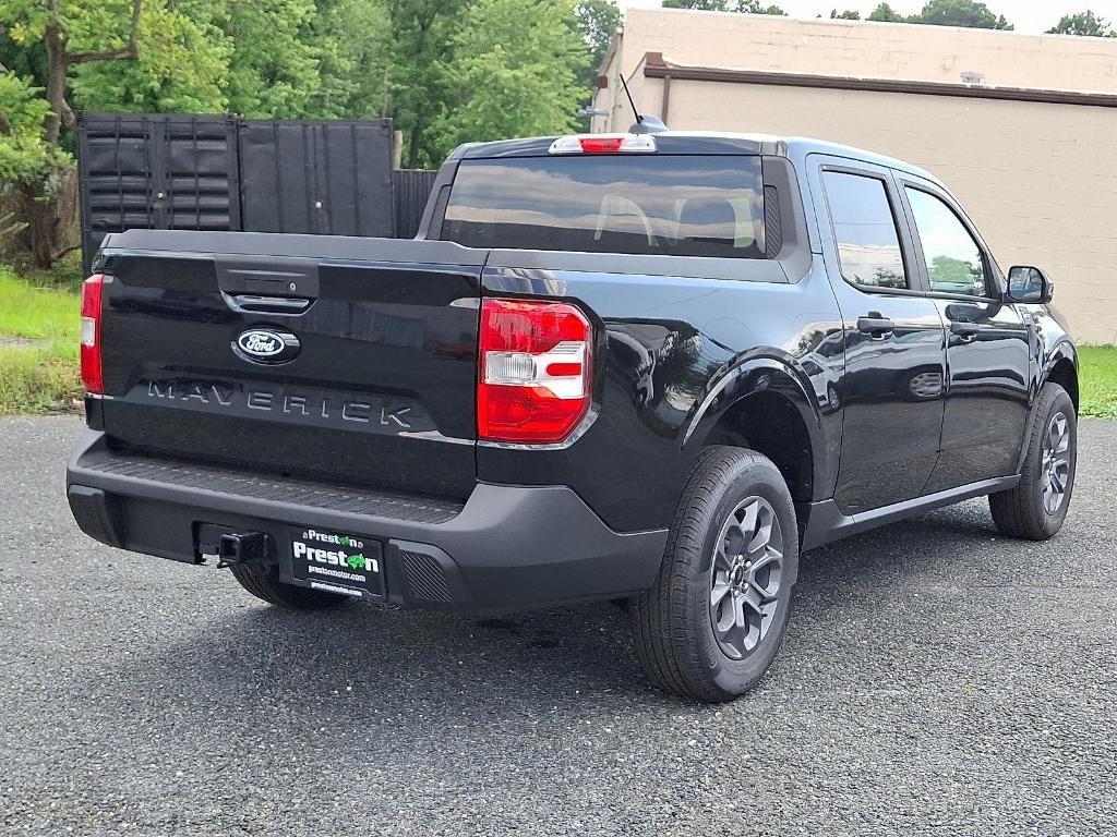 new 2025 Ford Maverick car, priced at $32,618