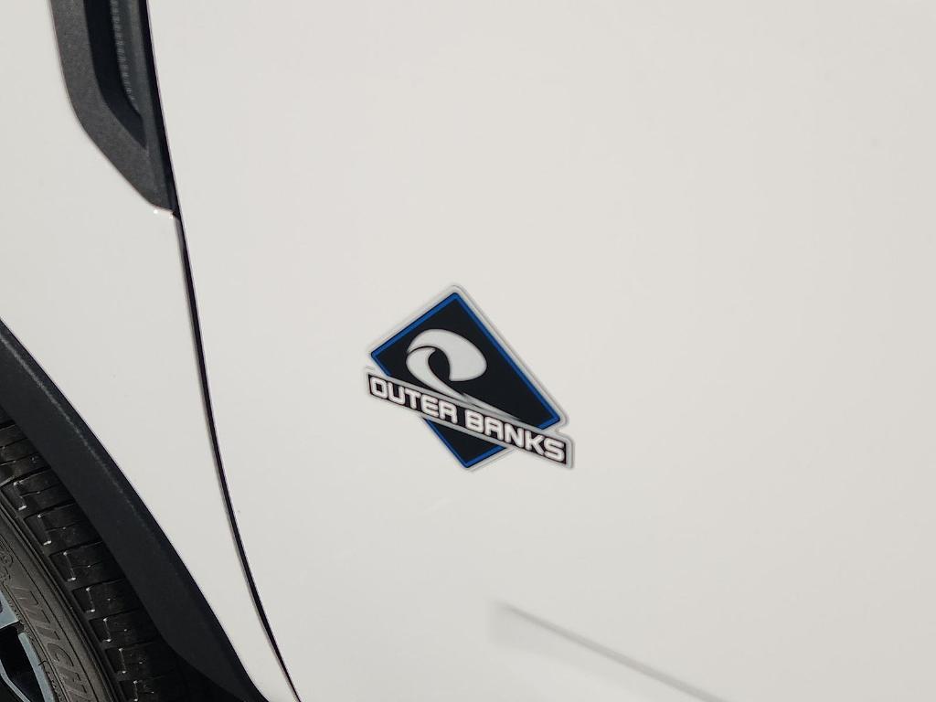 new 2025 Ford Bronco Sport car, priced at $34,640