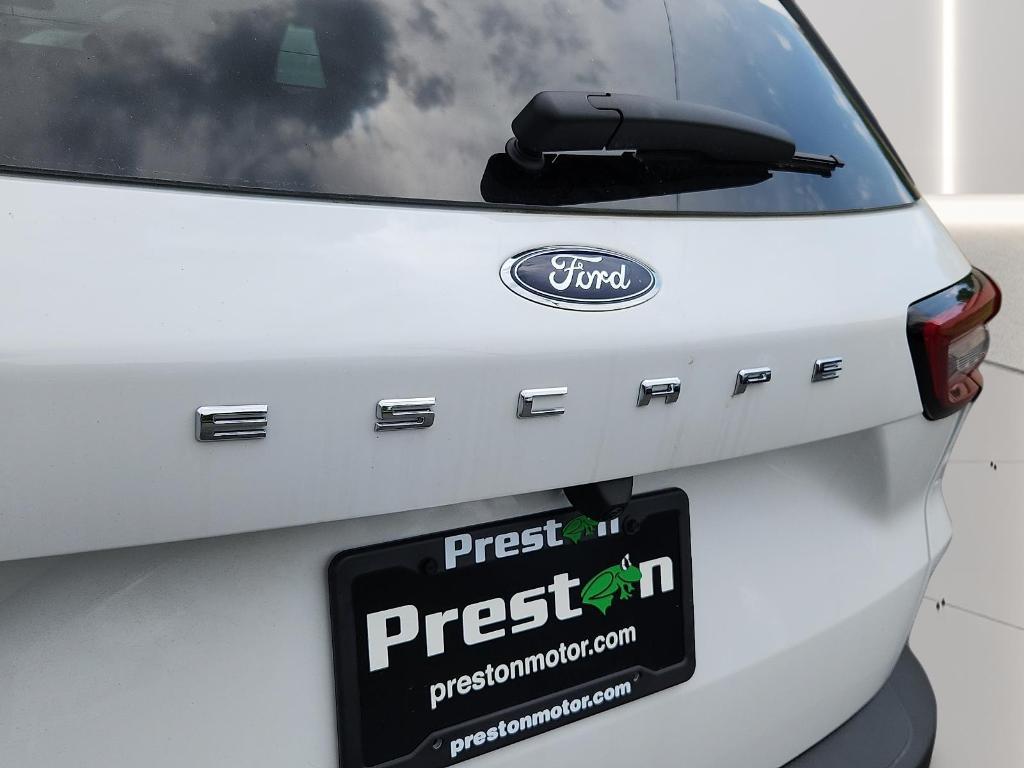 new 2026 Ford Escape car, priced at $27,575