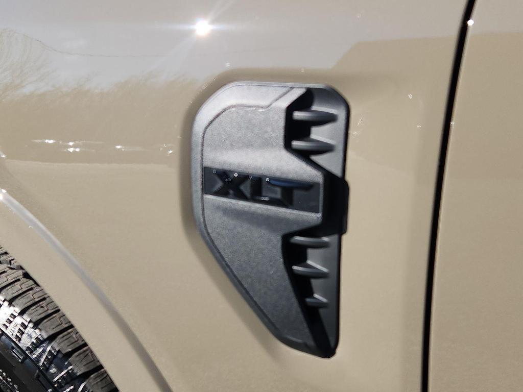 new 2025 Ford Ranger car, priced at $40,117