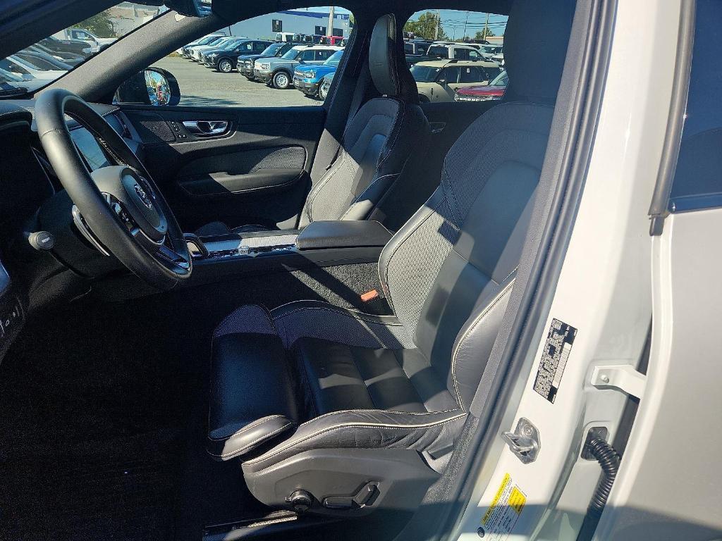 used 2020 Volvo XC60 Recharge Plug-In Hybrid car, priced at $26,500