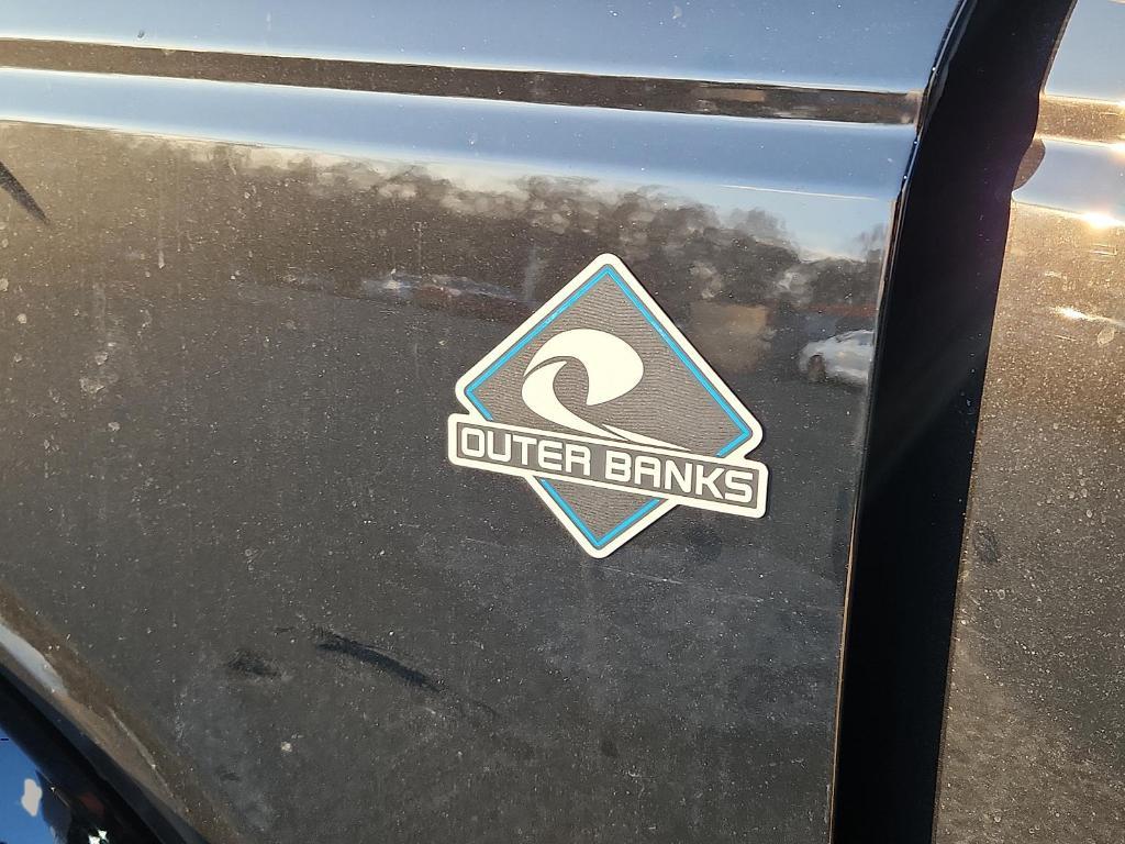 new 2025 Ford Bronco car, priced at $50,680