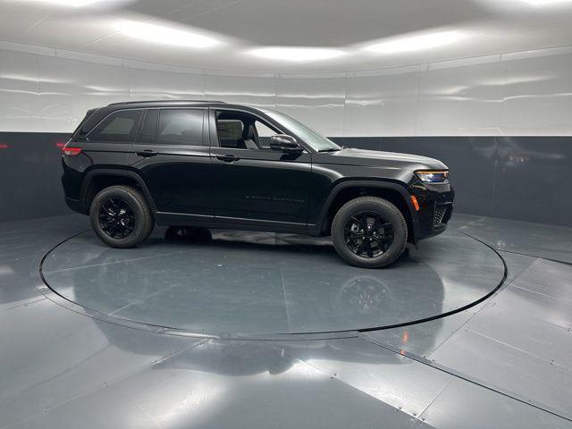 new 2026 Jeep Grand Cherokee car, priced at $42,618