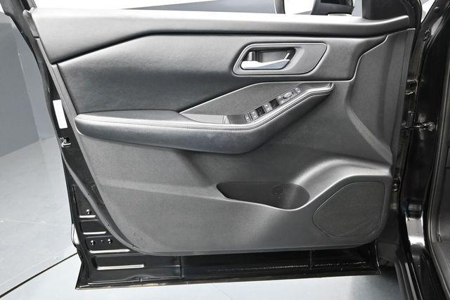 used 2025 Nissan Rogue car, priced at $22,492