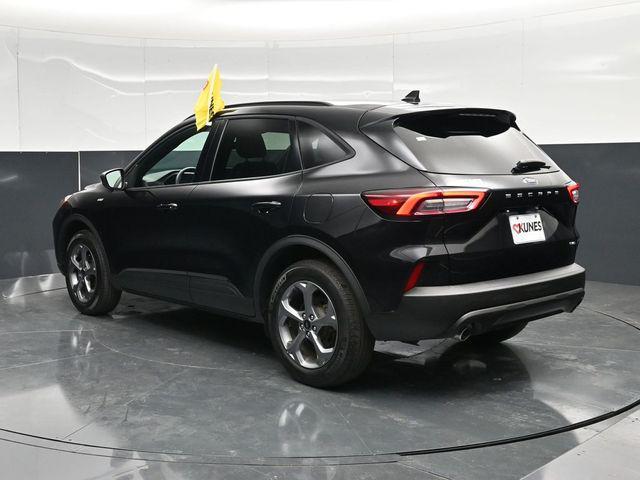 used 2025 Ford Escape car, priced at $24,417
