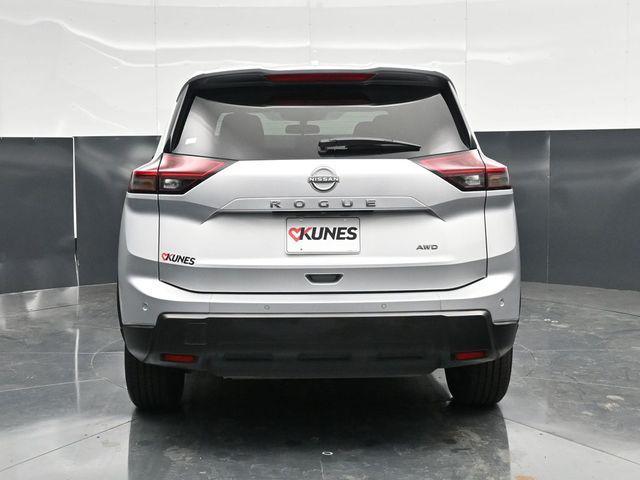 used 2025 Nissan Rogue car, priced at $22,376