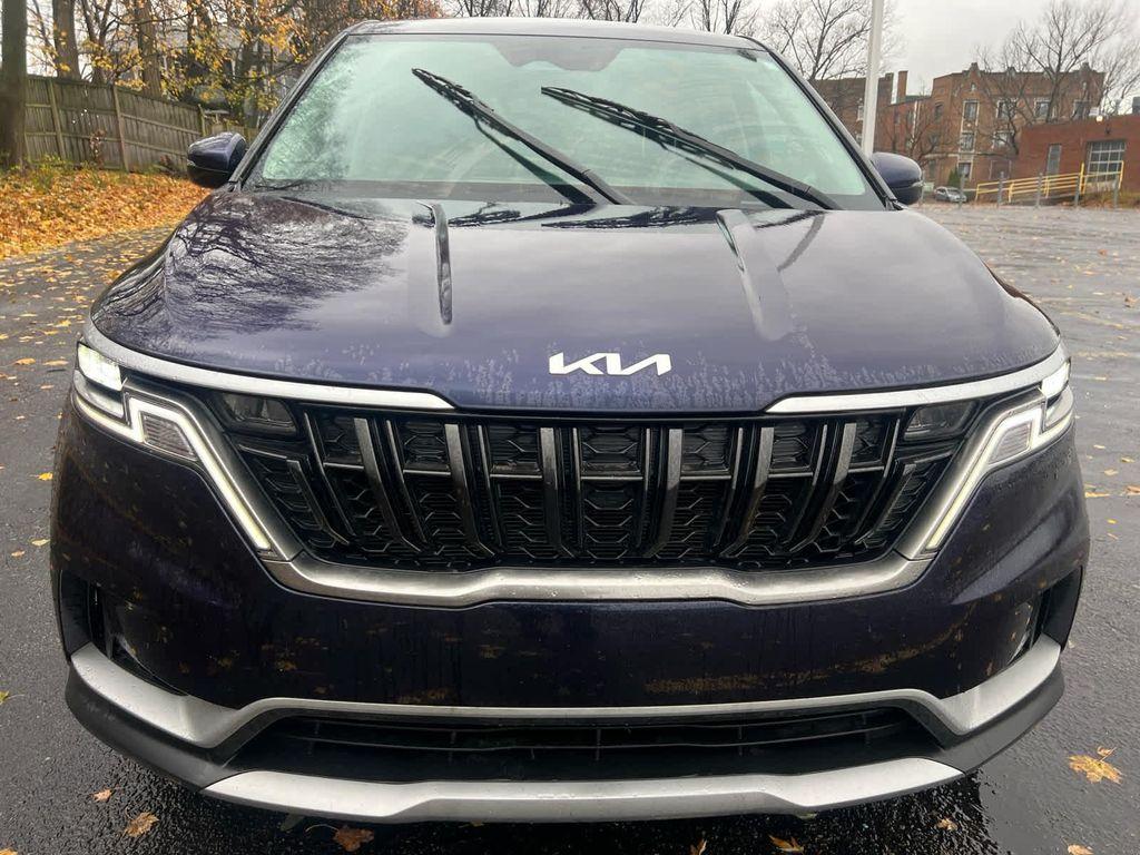 used 2024 Kia Carnival car, priced at $31,799