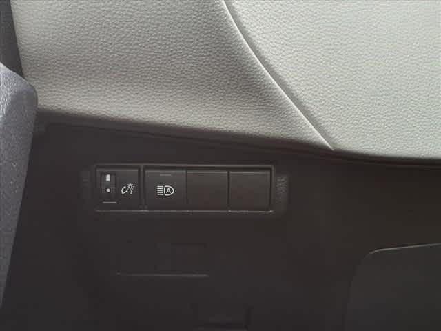 new 2025 Toyota Corolla Cross car, priced at $27,563