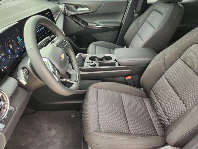 new 2026 Chevrolet Equinox car, priced at $28,240