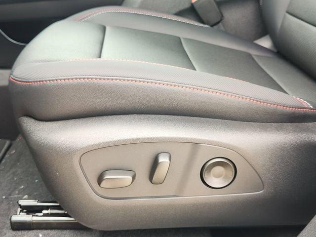 new 2026 Chevrolet Traverse car, priced at $50,120