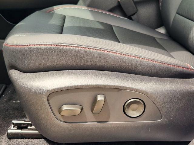 new 2026 Chevrolet Traverse car, priced at $51,115