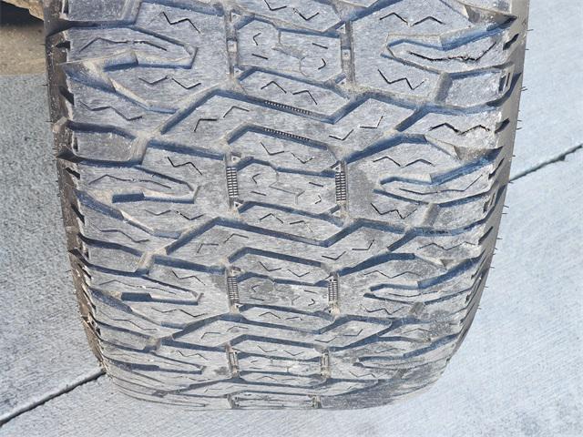 used 2019 GMC Yukon car, priced at $26,350