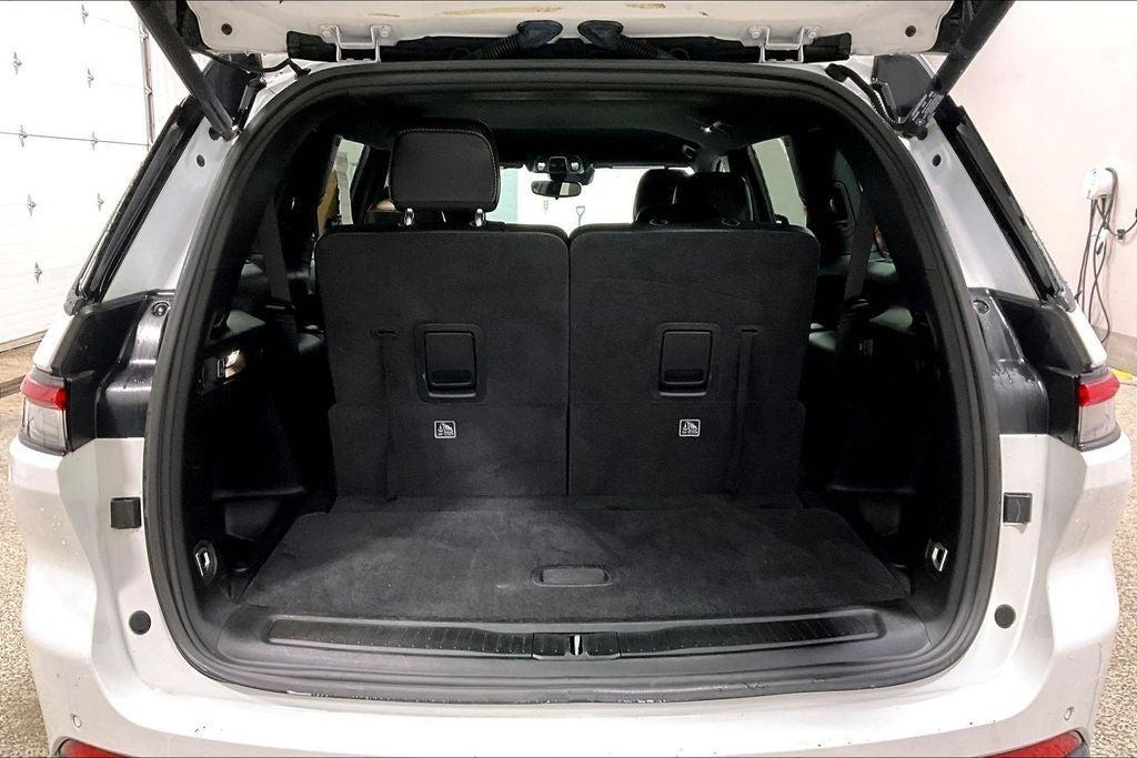 used 2021 Jeep Grand Cherokee L car, priced at $27,500