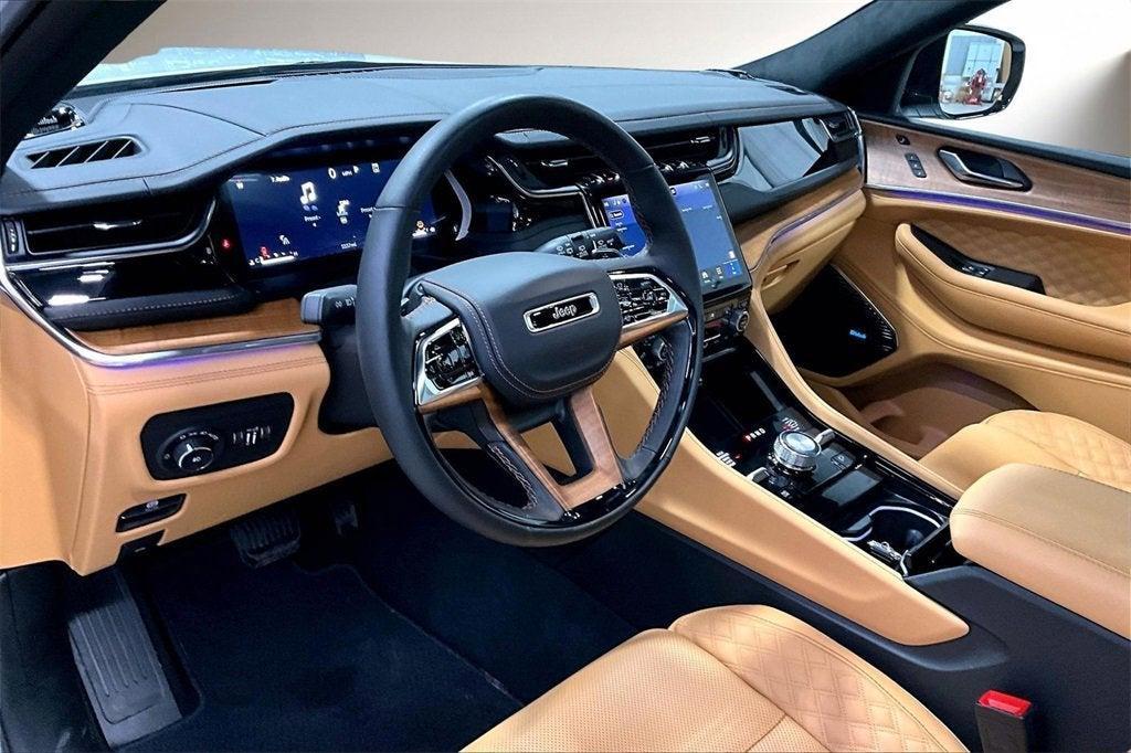 new 2025 Jeep Grand Cherokee car, priced at $62,650