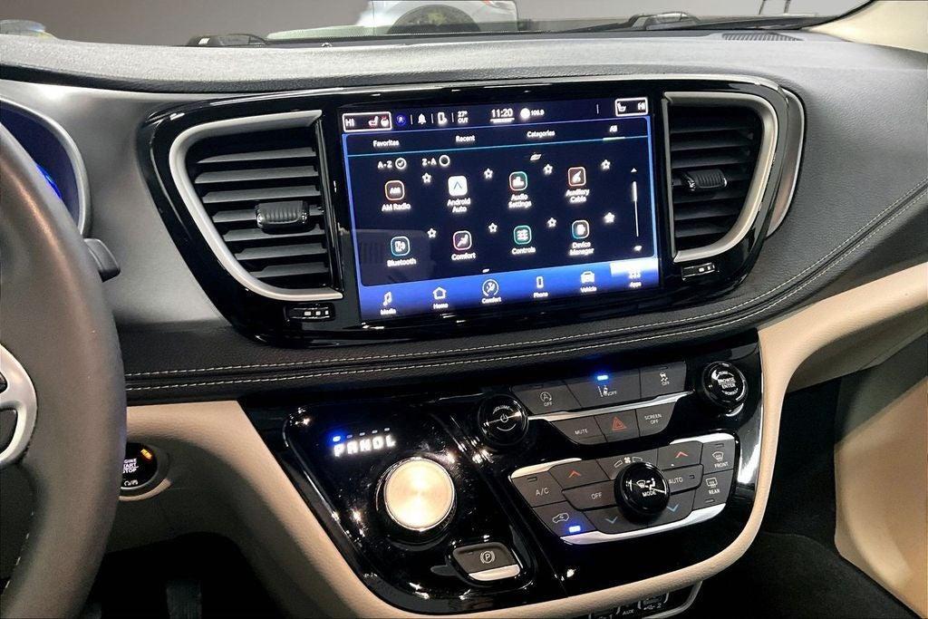 used 2022 Chrysler Pacifica car, priced at $31,000