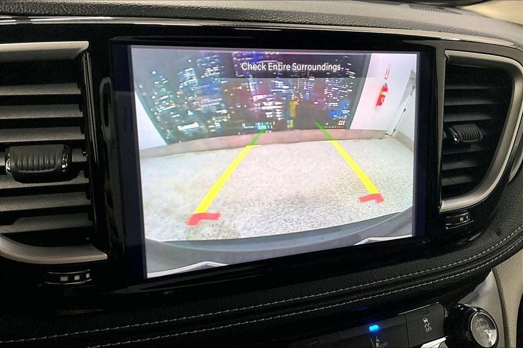 used 2022 Chrysler Pacifica car, priced at $31,000