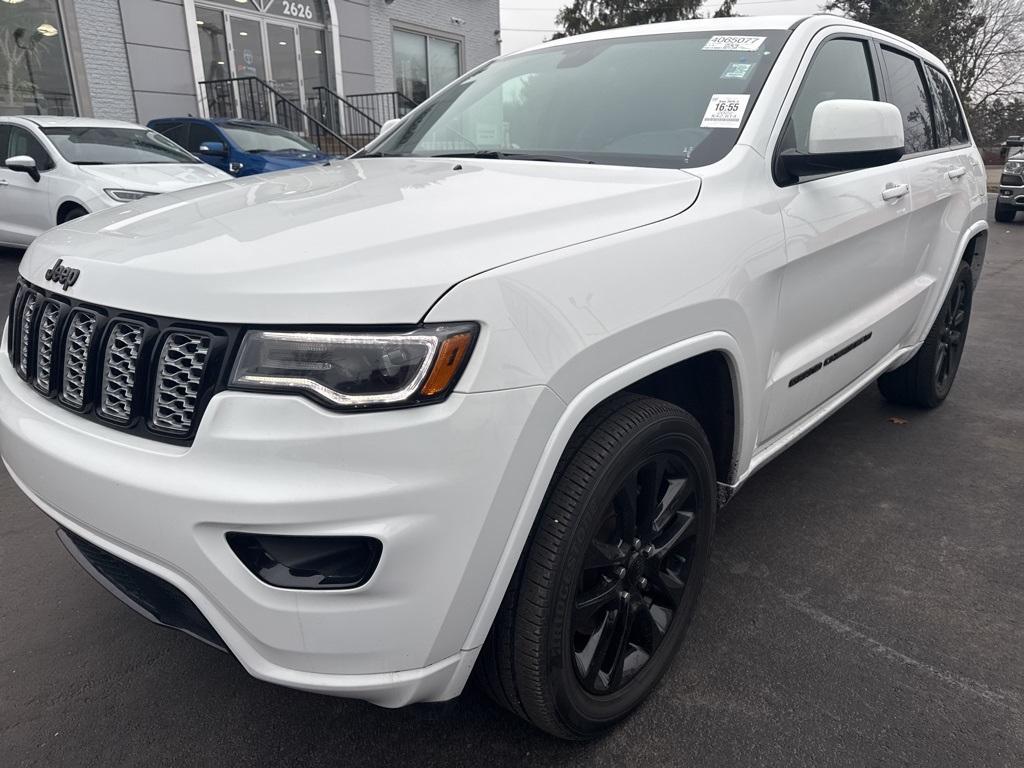 used 2022 Jeep Grand Cherokee WK car, priced at $28,500