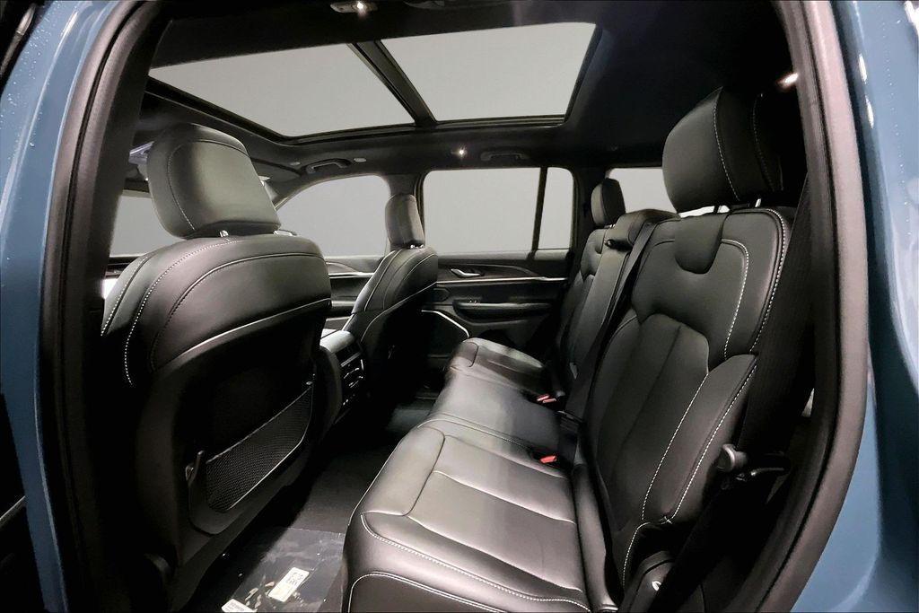 new 2026 Jeep Grand Cherokee car, priced at $49,210