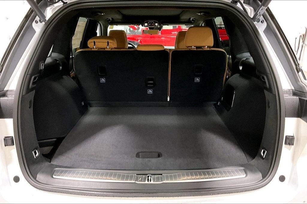 new 2026 Jeep Grand Cherokee car, priced at $60,495