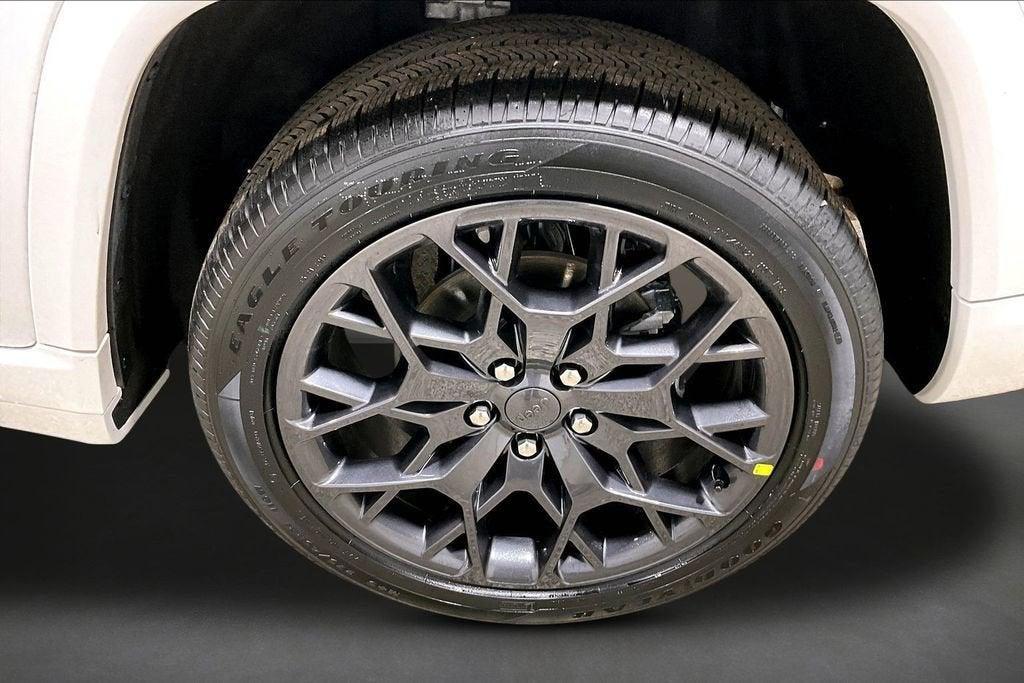 new 2026 Jeep Grand Cherokee car, priced at $60,495