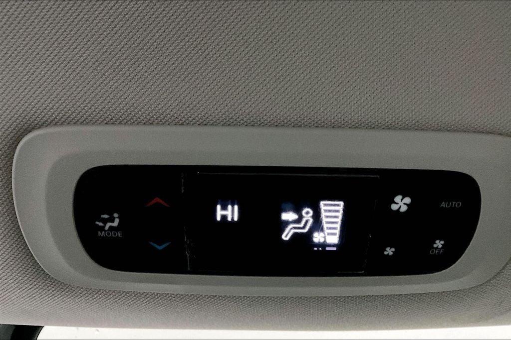 used 2023 Chrysler Pacifica car, priced at $25,700