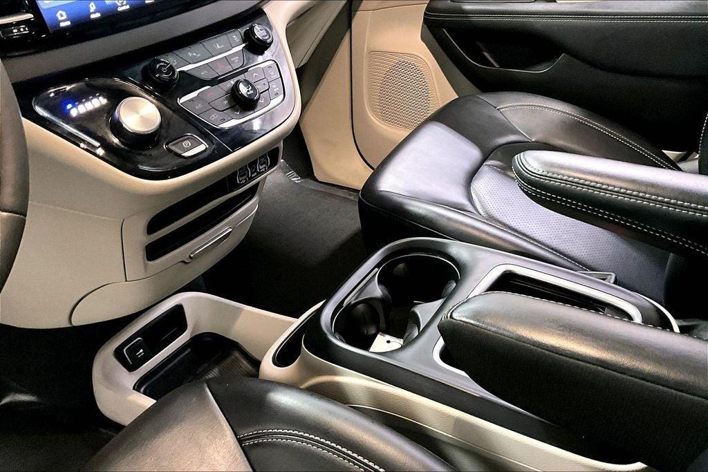 used 2023 Chrysler Pacifica car, priced at $25,700