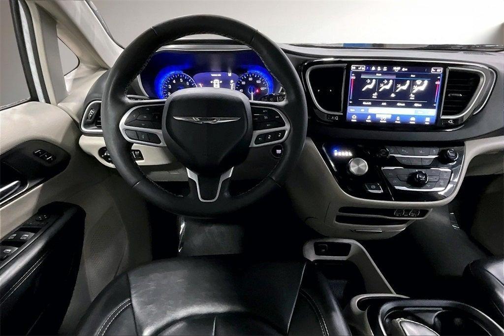 used 2023 Chrysler Pacifica car, priced at $25,900