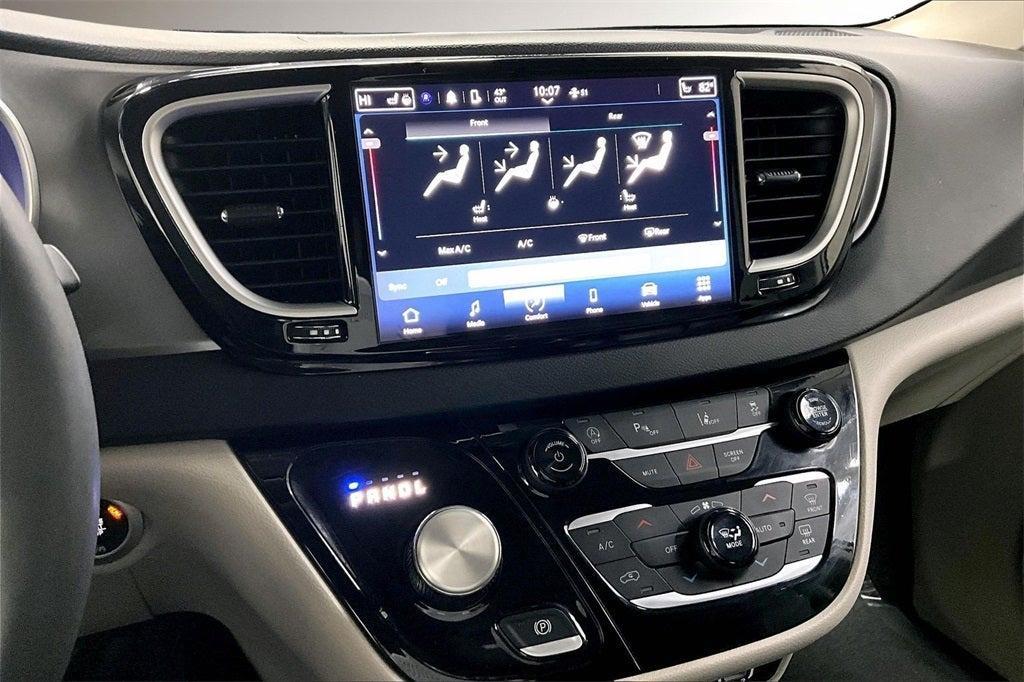 used 2023 Chrysler Pacifica car, priced at $25,900