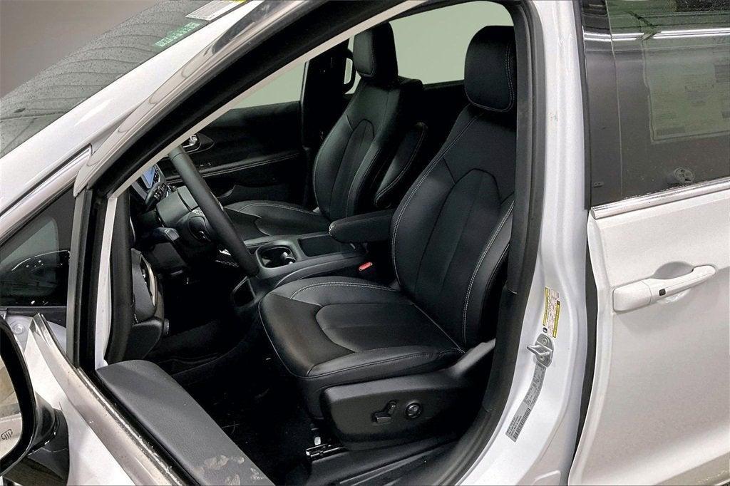 new 2026 Chrysler Pacifica car, priced at $41,495