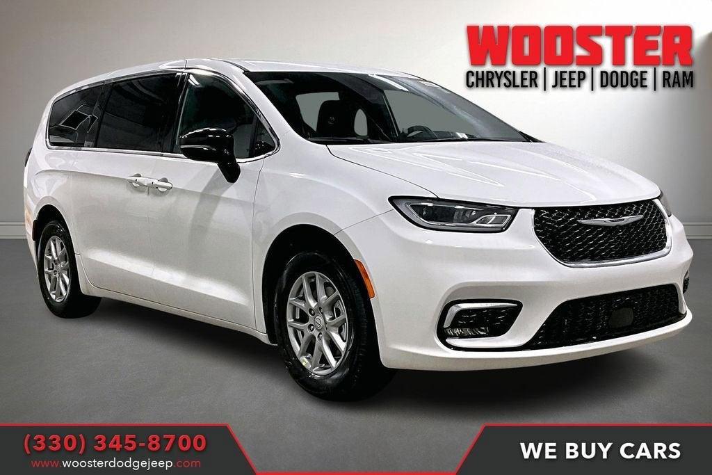 new 2026 Chrysler Pacifica car, priced at $41,495