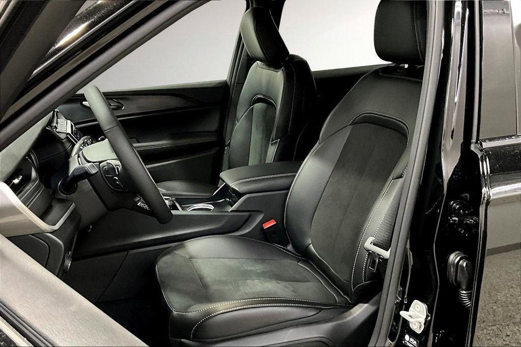 new 2025 Jeep Grand Cherokee L car, priced at $42,400