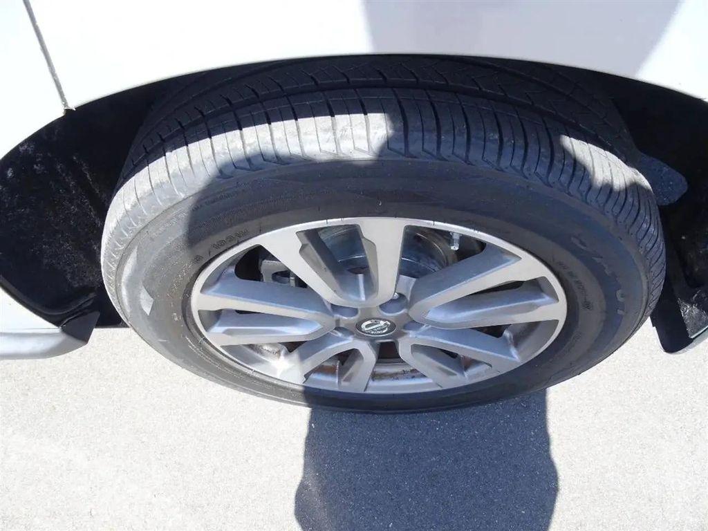 used 2014 Nissan Pathfinder car, priced at $5,900