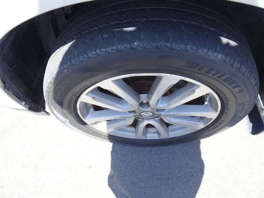 used 2014 Nissan Pathfinder car, priced at $5,900