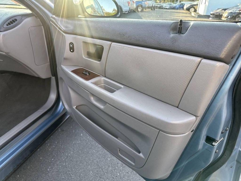 used 2005 Ford Taurus car, priced at $4,500