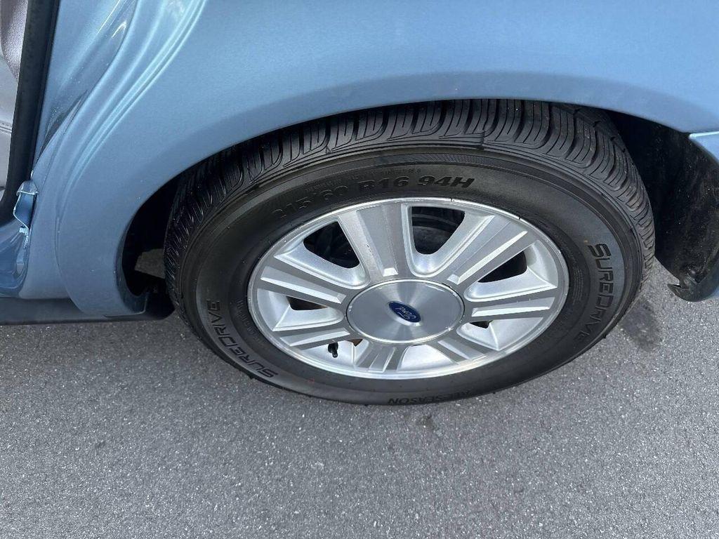 used 2005 Ford Taurus car, priced at $4,500