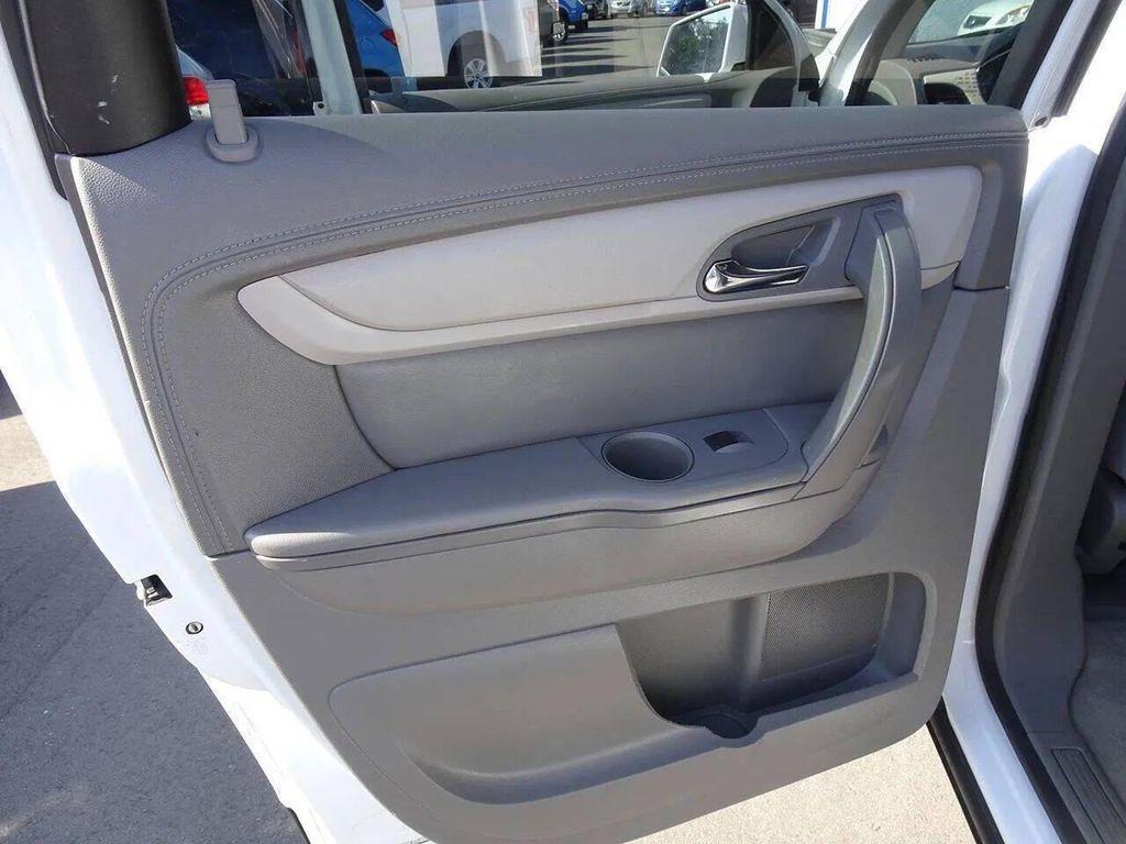 used 2016 Chevrolet Traverse car, priced at $5,900