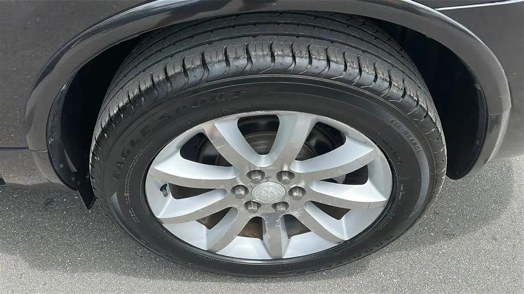 used 2015 Buick Enclave car, priced at $10,500