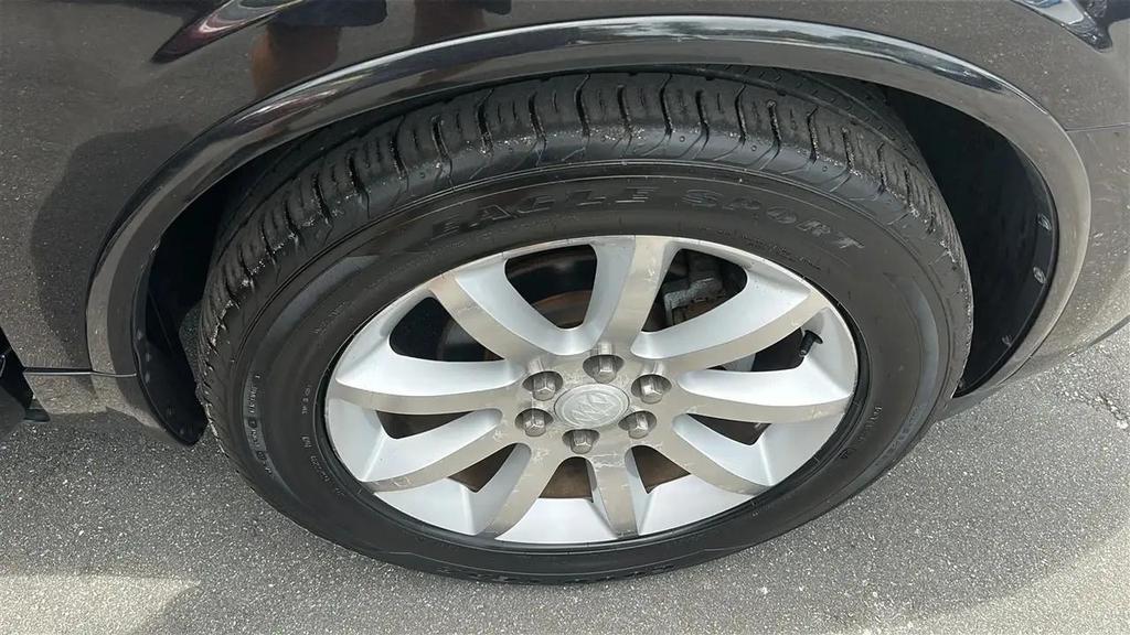 used 2015 Buick Enclave car, priced at $10,500