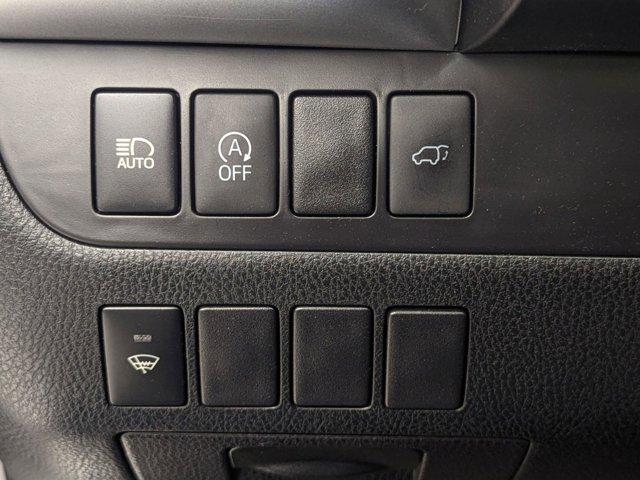 used 2018 Toyota Highlander car, priced at $21,999