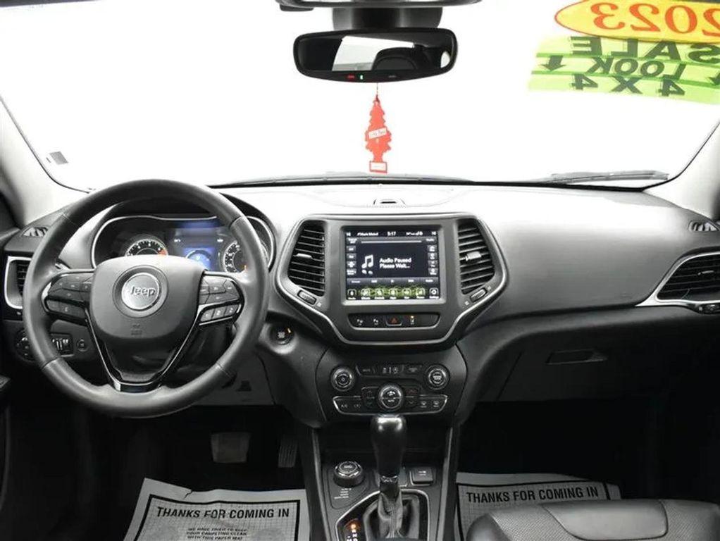 used 2023 Jeep Cherokee car, priced at $18,274