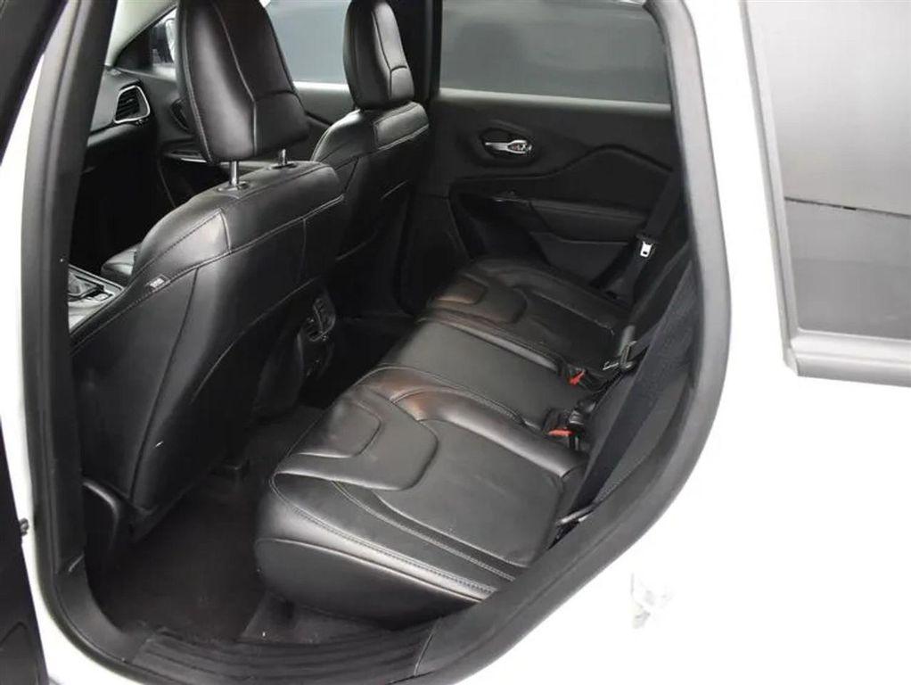 used 2023 Jeep Cherokee car, priced at $18,274