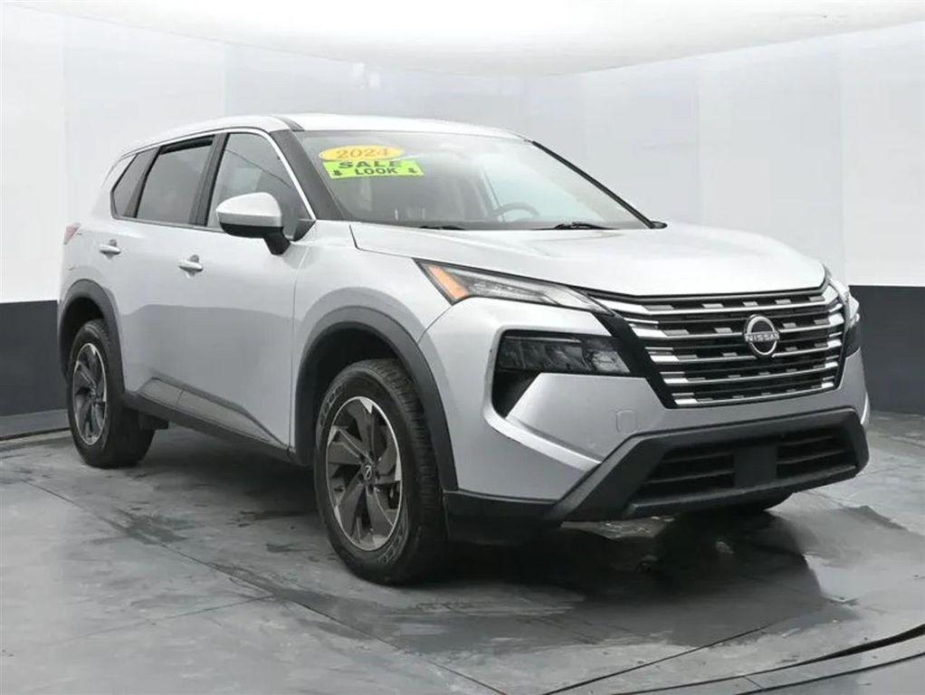 used 2024 Nissan Rogue car, priced at $16,805
