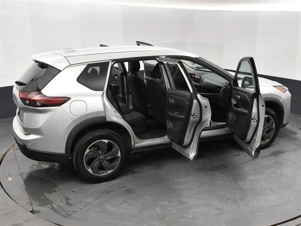 used 2024 Nissan Rogue car, priced at $16,805