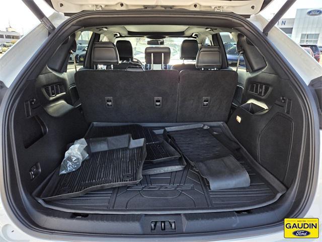 used 2022 Ford Edge car, priced at $28,500