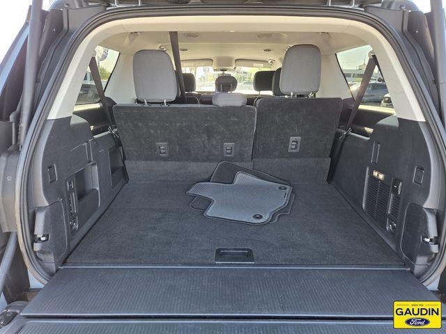used 2025 Ford Expedition Max car, priced at $57,099
