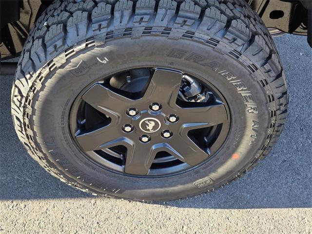 new 2025 Ford Bronco car, priced at $50,460