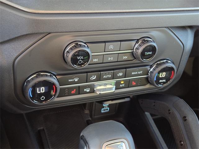 new 2025 Ford Bronco car, priced at $50,460