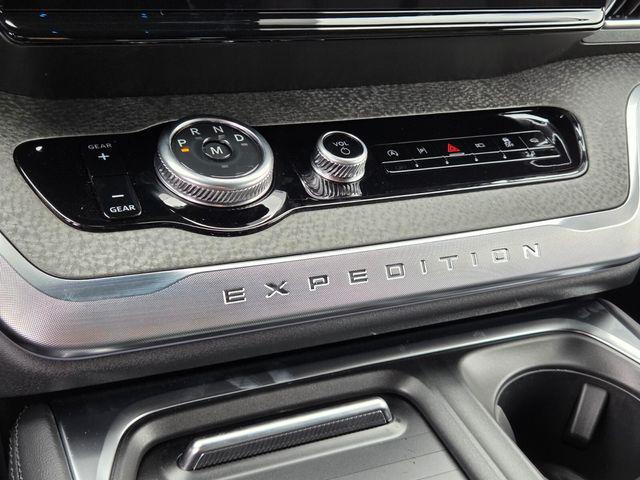 new 2026 Ford Expedition car, priced at $83,129